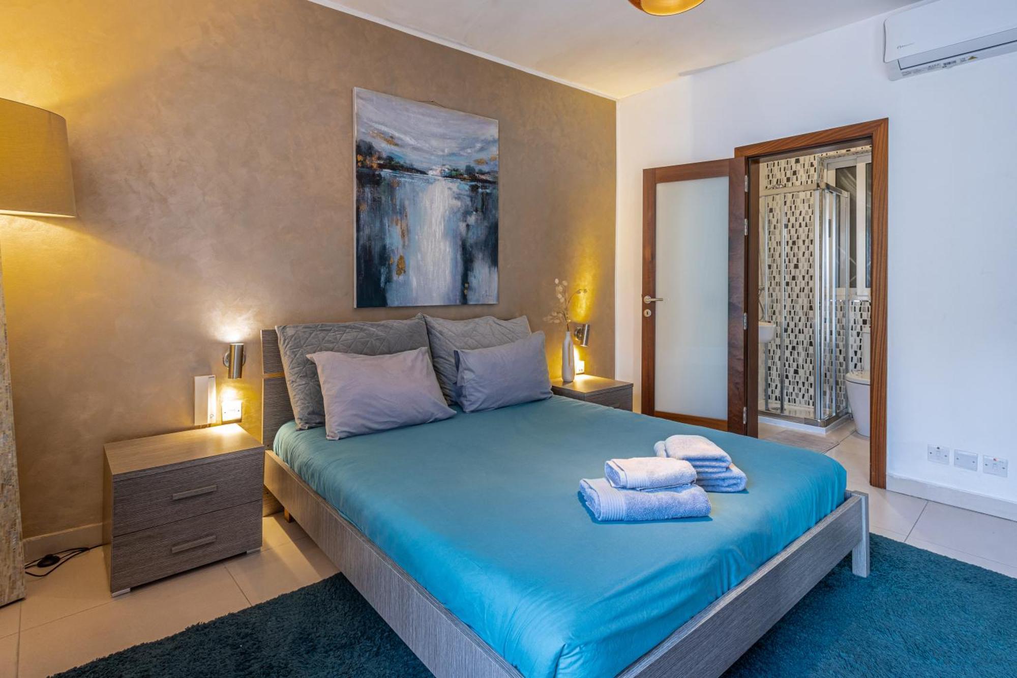 St Julians - Balluta 2 Bedroom Apartment San Ġiljan Buitenkant foto
